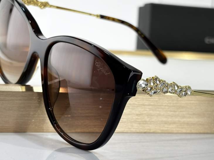 Picture of Chopard Sunglasses _SKUfw73236715fw